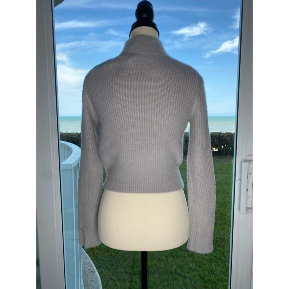 OLIVACEOUS Gray Knit Sweater Sz M - Picture 3 of 7